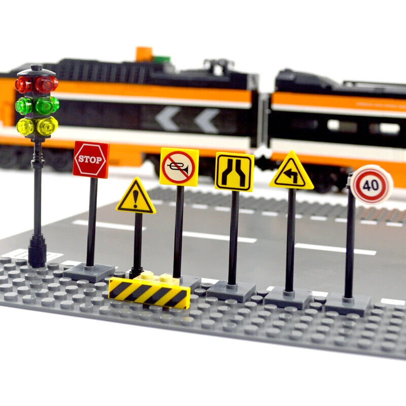 Train Station Bus Stop Signal Lamp Traffic Lights for LEGO Kit Train Building Blocks Sets DIY