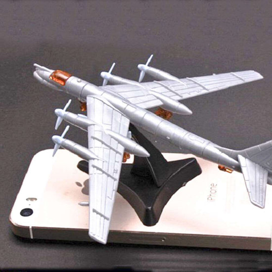 1:167 Scale TU-95 Bomber TY-95 4D Aircraft Plane Assembly Kit Model Art Toy